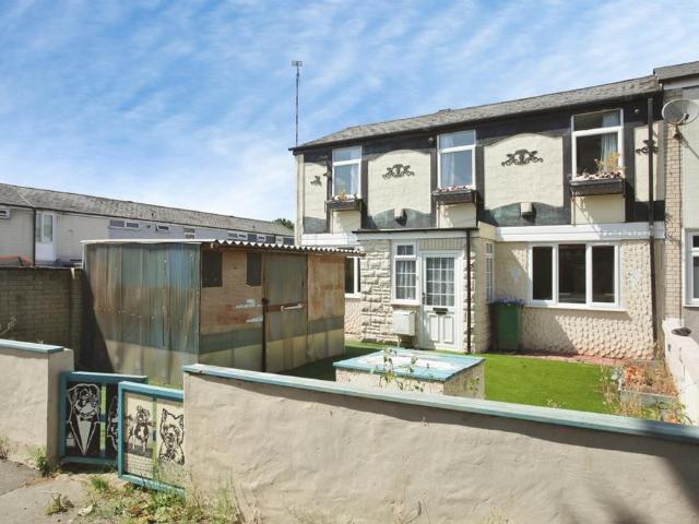 House for sale in Manor Farm Estate, West Midlands