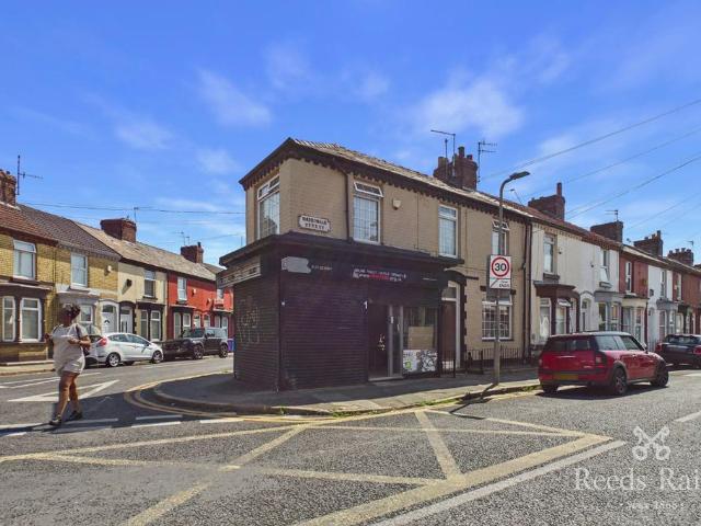 House for sale in Calderstones