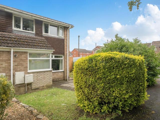 House for sale in Feckenham, City Of Bristol
