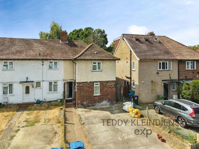 House for sale in New Malden, Greater London