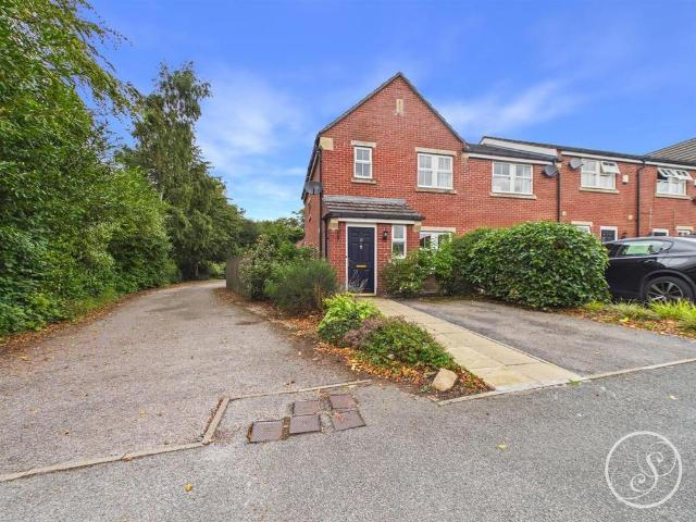 House for sale in Meanwood, West Yorkshire