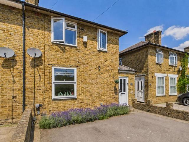 House for sale in The Wrythe, Greater London