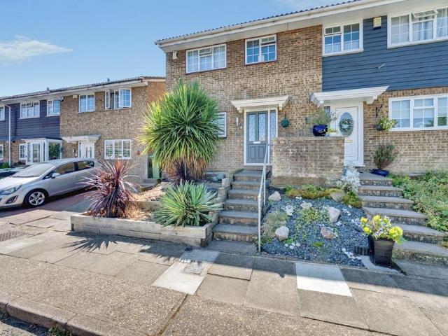 House for sale in North End, Greater London