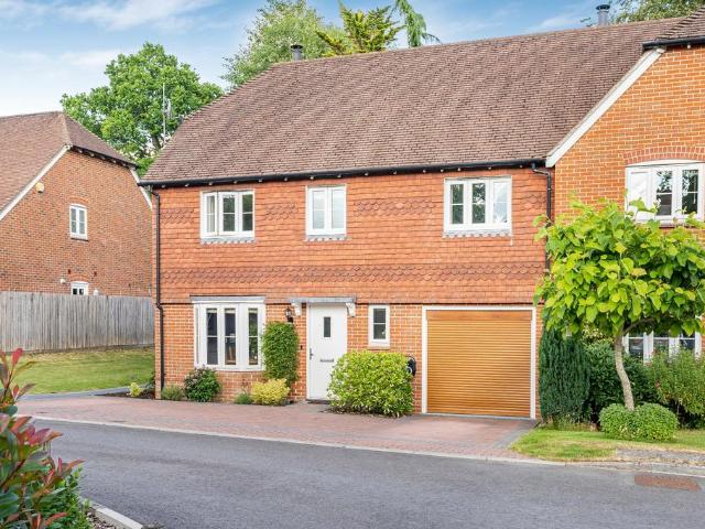 House for sale in Bolton Low Houses, Hampshire