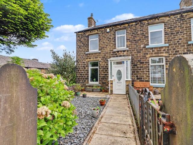 House for sale in Golcar, West Yorkshire