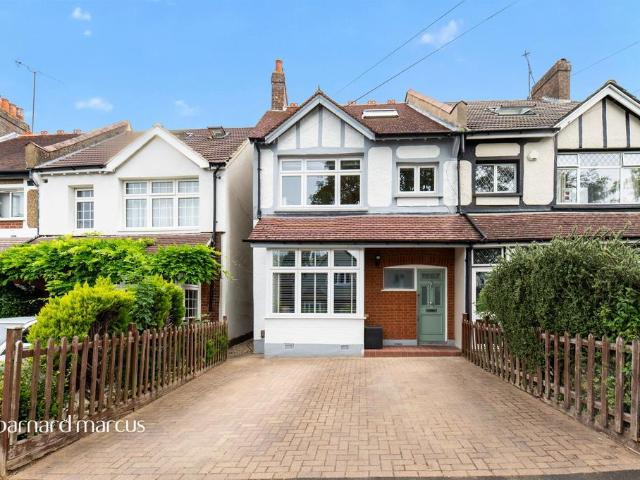 House for sale in Carshalton Beeches, Greater London