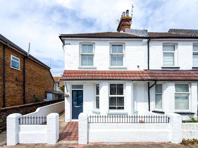 House for sale in Roselands, Eastbourne