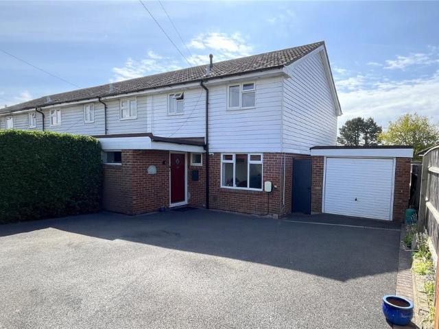 House for sale in Highcliffe