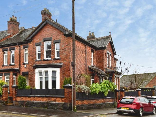 House for sale in Fenton, Stoke-on-Trent