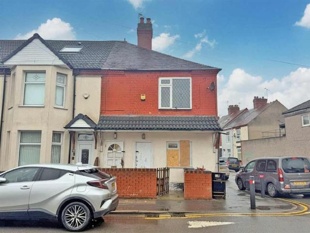 House for sale in Chilvers Coton, Camp Hill