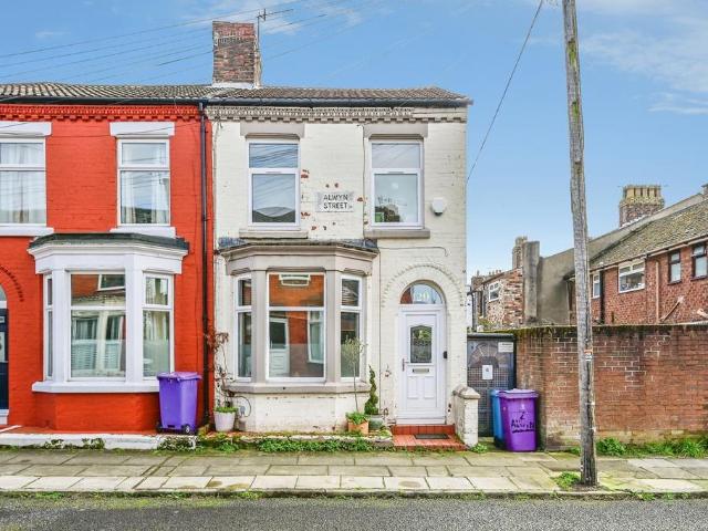 House for sale in Calderstones