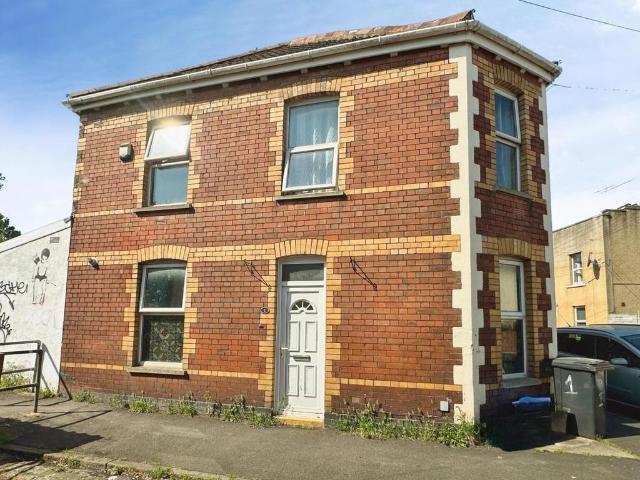 House for sale in Feckenham, City Of Bristol