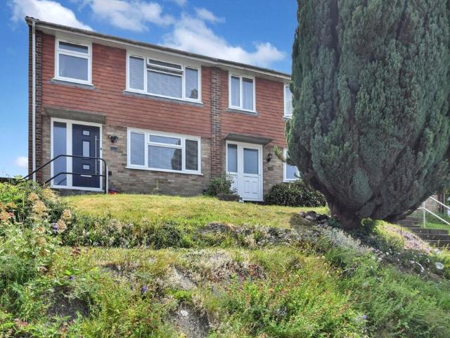 House for sale in Chatham