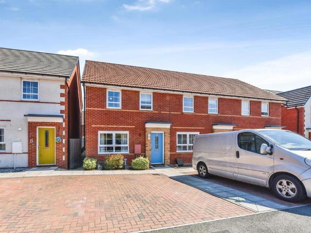 House for sale in Chippenham, Wiltshire