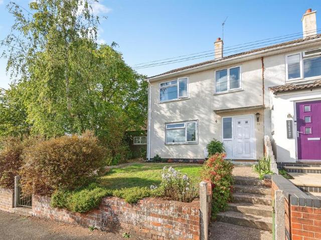 House for sale in Priorswood, Taunton