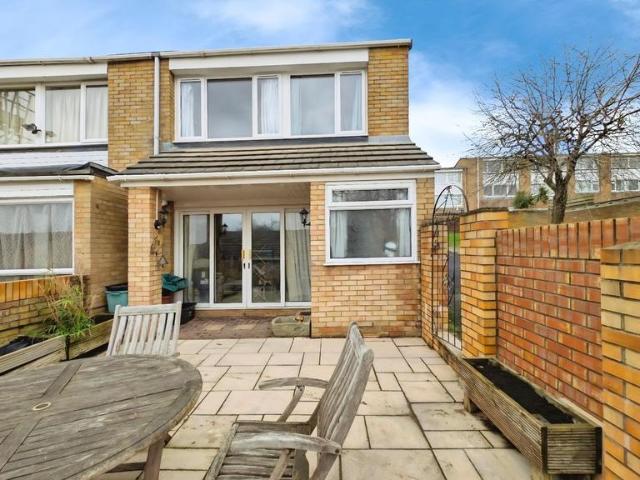 House for sale in Feckenham, City Of Bristol