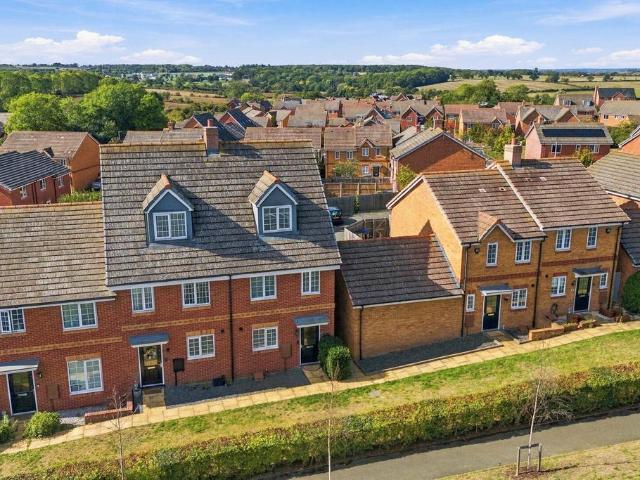 House for sale in Lilley Meadow, Stratford-on-Avon