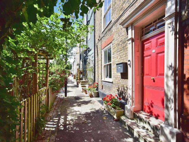 House for sale in Troy Town, Rochester