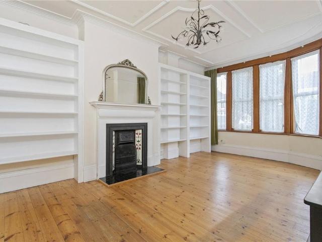 House for sale in Palmers Green, Greater London