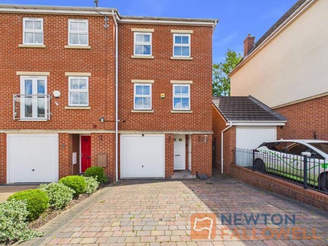 House for sale in Bloxwich, West Midlands