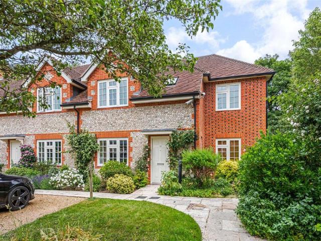 House for sale in Littlecote, West Sussex