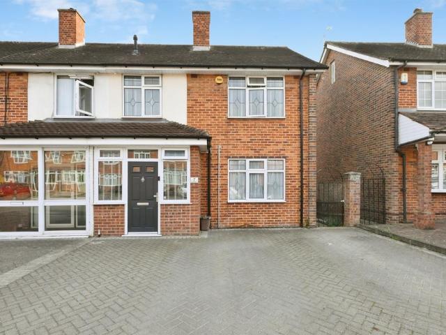 House for sale in Cheshunt, Broxbourne