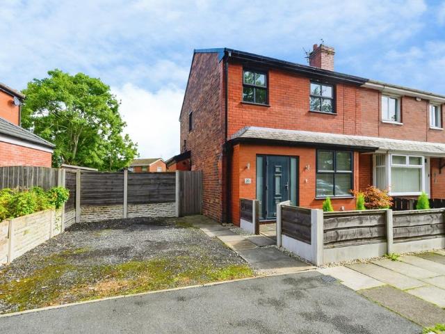House for sale in Radcliffe, Bury