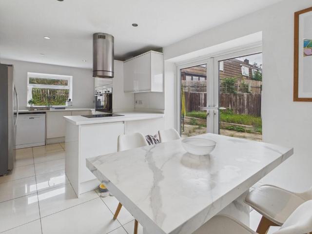 House for sale in Loundsley Green, East Midlands