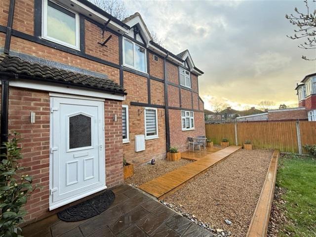 House for sale in London Borough of Hounslow, Greater London
