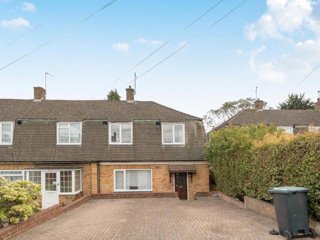 House for sale in Watford Rural, Batchworth