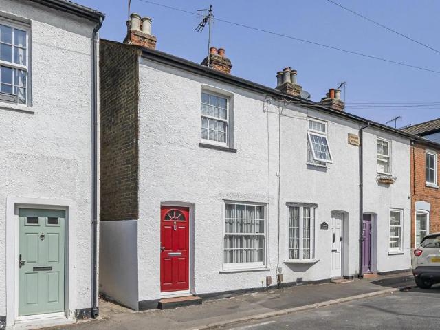 House for sale in Harrow on the Hill, Greater London