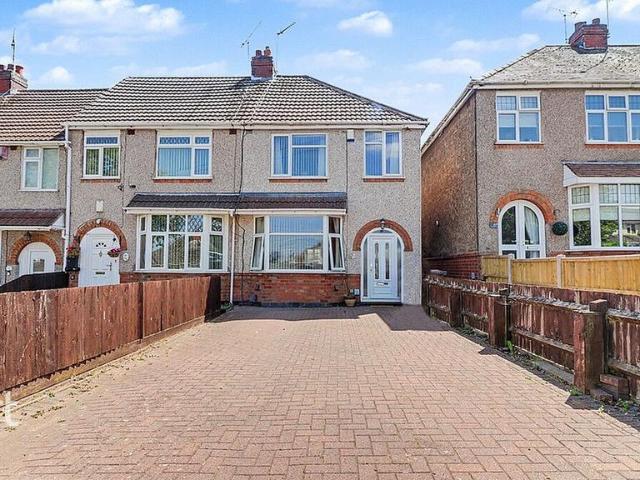House for sale in Ash Green, Camp Hill