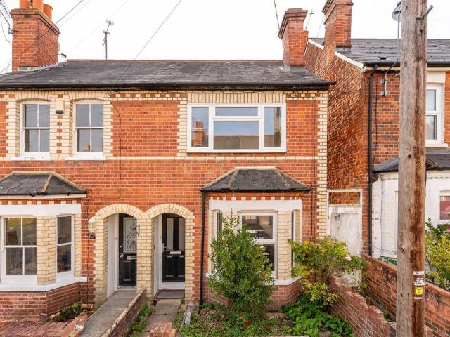 House for sale in Dee Park, Reading