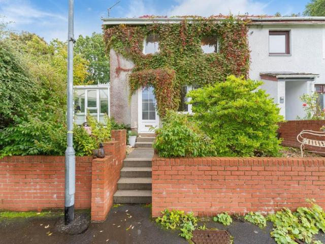House for sale in Kilmacolm, Scotland