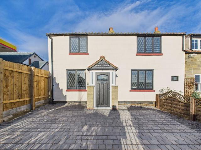 House for sale in Whitby, North Yorkshire