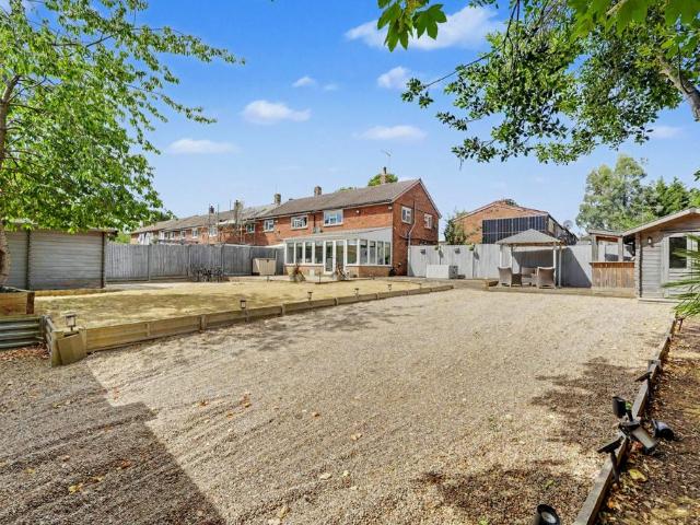 House for sale in Broadwater, Shephall