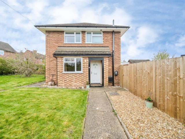 House for sale in Aspley Guise, Bedfordshire