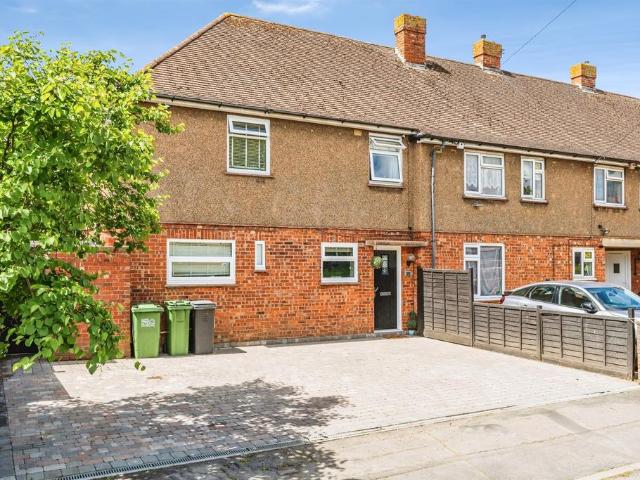 House for sale in Roselands, Eastbourne