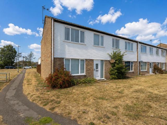 House for sale in Staniland, Boston