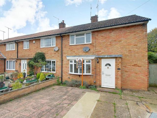 House for sale in Highfield, Pouchen End