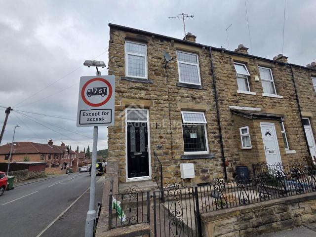 House for sale in Overthorpe, West Yorkshire