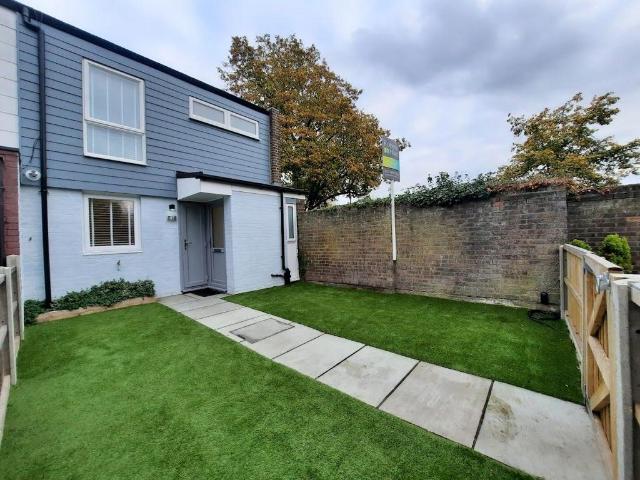 House for sale in London Borough of Hounslow, Greater London