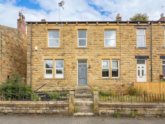 House for sale in Batley, West Yorkshire