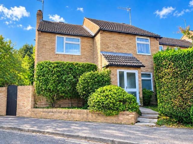 House for sale in Longthorpe, Peterborough