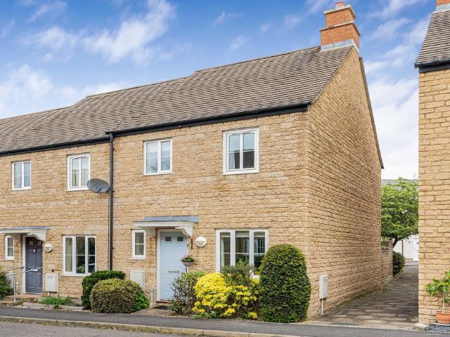 House for sale in Pamington, Gloucestershire