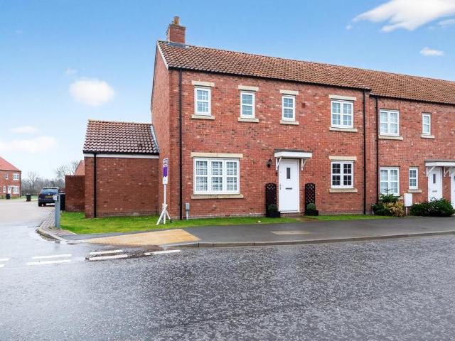 House for sale in High Field, York