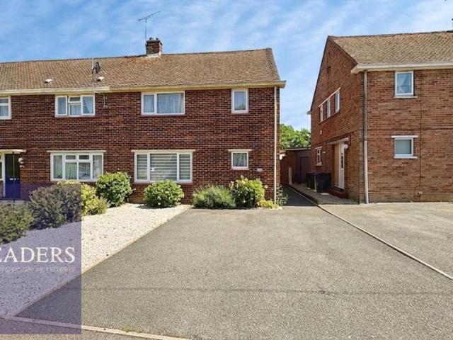 House for sale in Chipping Hill, Essex