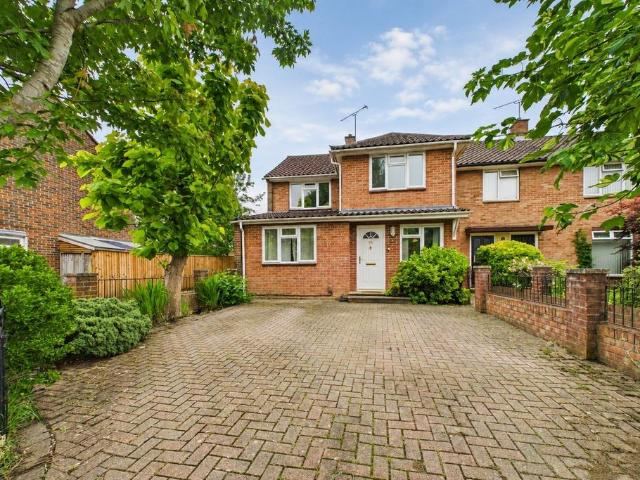 House for sale in Easthampstead, Bracknell