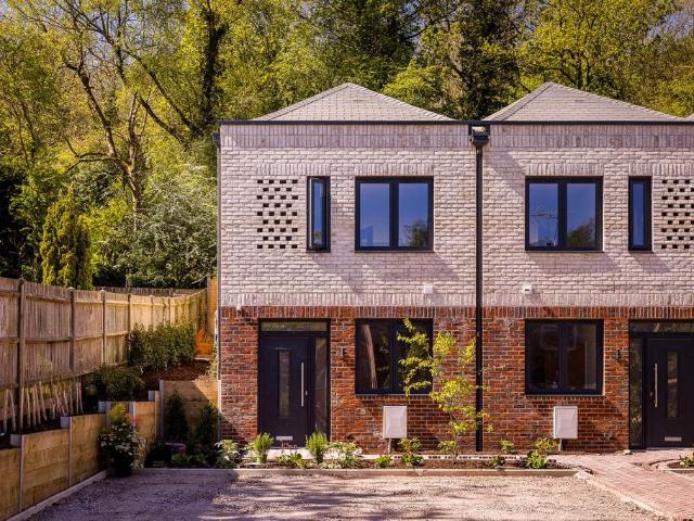 House for sale in London Borough of Croydon, Greater London