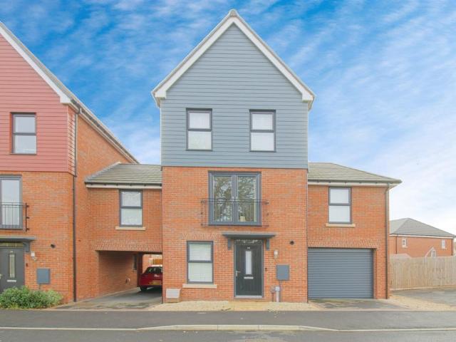 House for sale in Lubbesthorpe, Pinfold